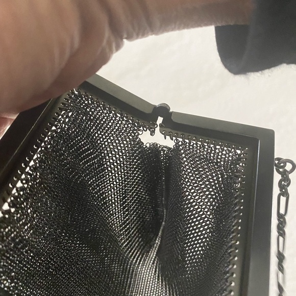 Antique German silver/ grey color mesh chains links evening purse/ clutch bag. - Picture 4 of 7